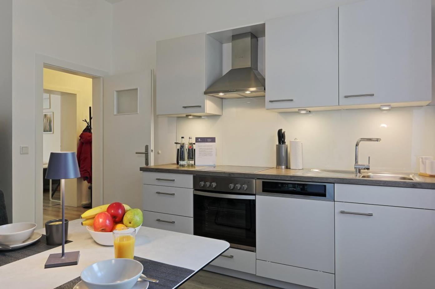 Modernes Apartment Mit Garage & Ps4 Von Stay Your Way Essen Esterno foto