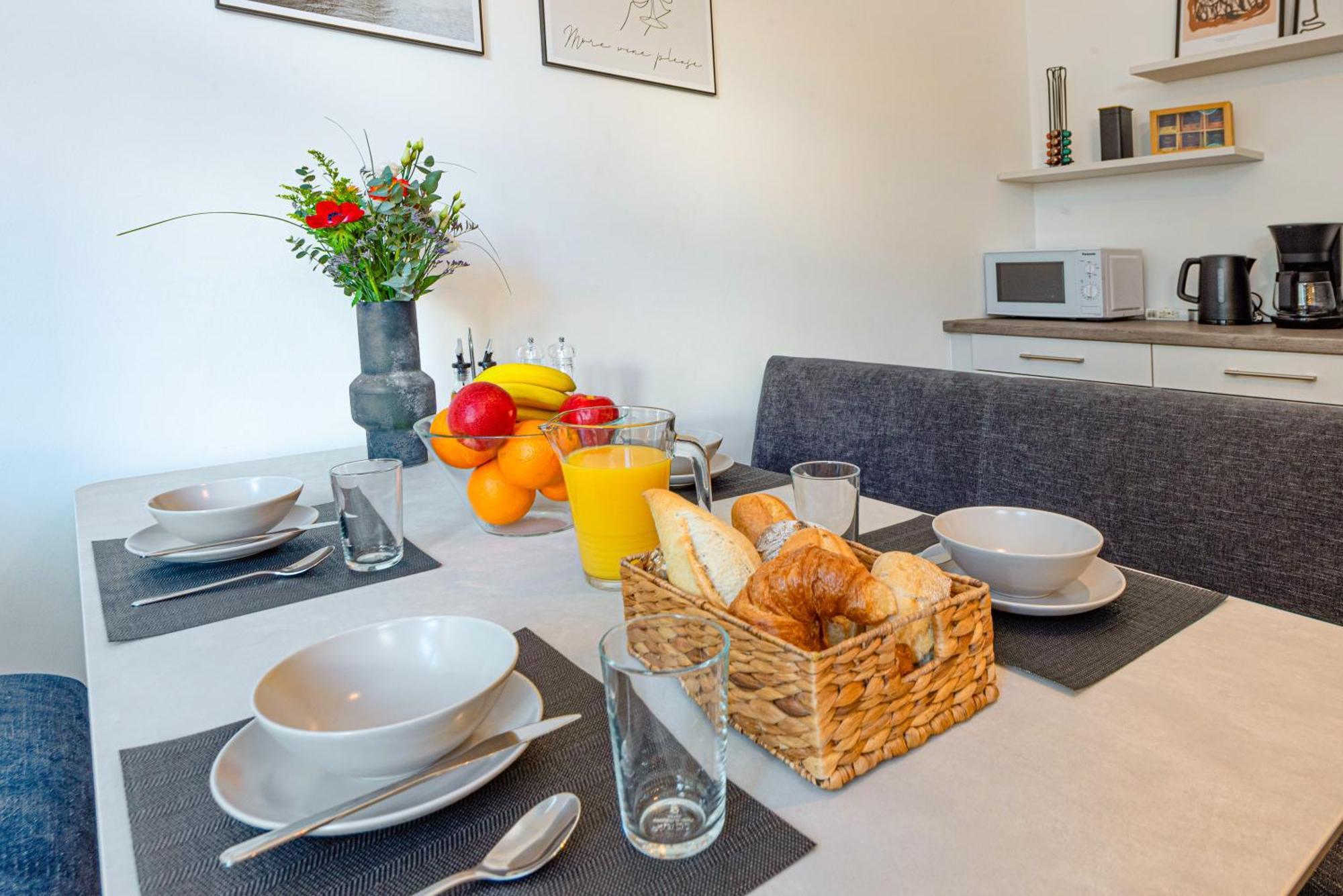 Modernes Apartment Mit Garage & Ps4 Von Stay Your Way Essen Esterno foto
