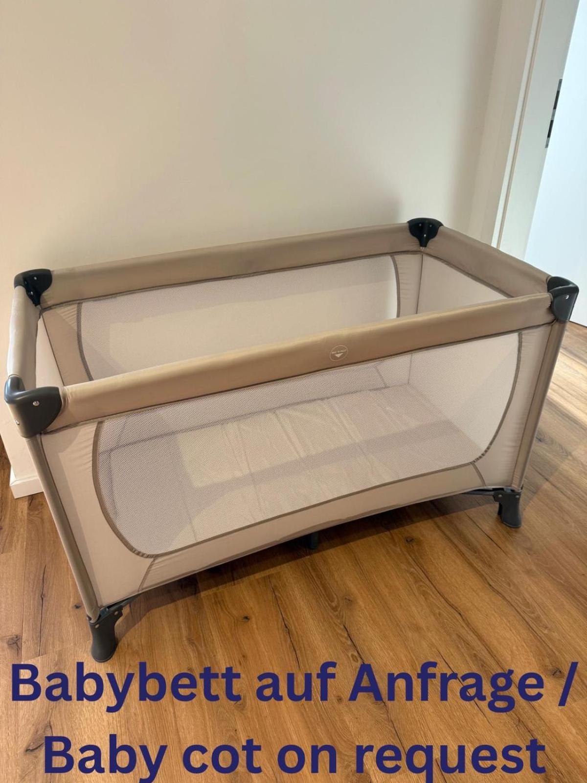 Modernes Apartment Mit Garage & Ps4 Von Stay Your Way Essen Esterno foto
